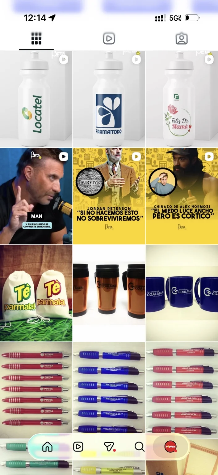 Archivo de botellas personalizadas, bolsas y termos corporativos