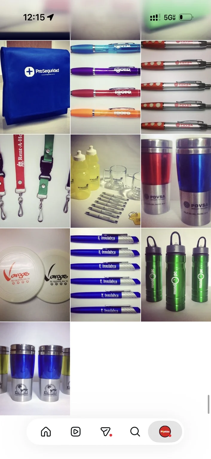 Archivo de portacarnets, botellas y termos con grabado corporativo